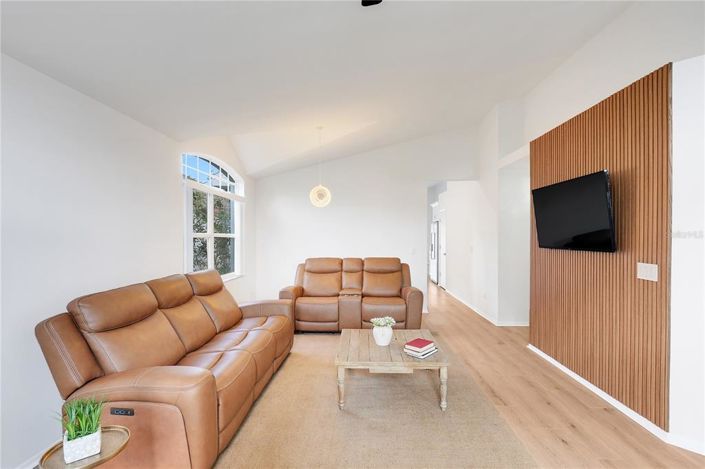 Image No.8-Propriété de 4 chambres à vendre à Davenport