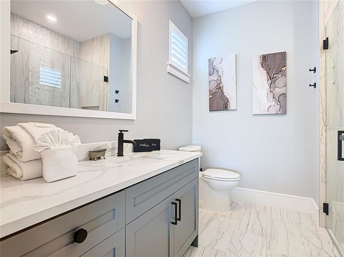 Image No.51-10 Bed Property for sale