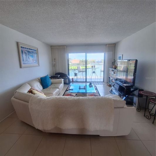 Image No.18-Propriété de 2 chambres à vendre à Floride