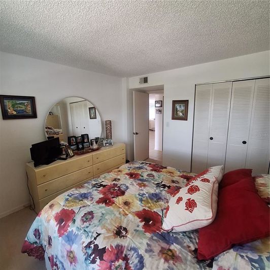 Image No.33-Propriété de 2 chambres à vendre à Floride