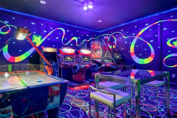 Image No.5-Propriété de 5 chambres à vendre à Kissimmee