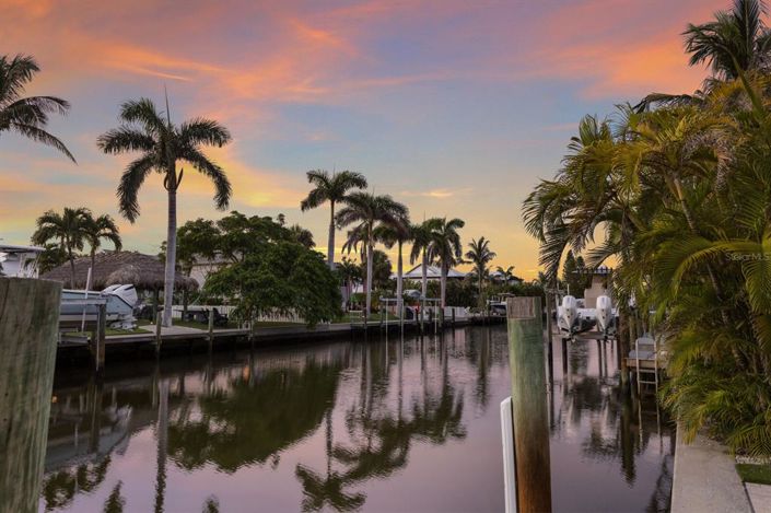 Image No.2-Propriété de 5 chambres à vendre à Anna Maria