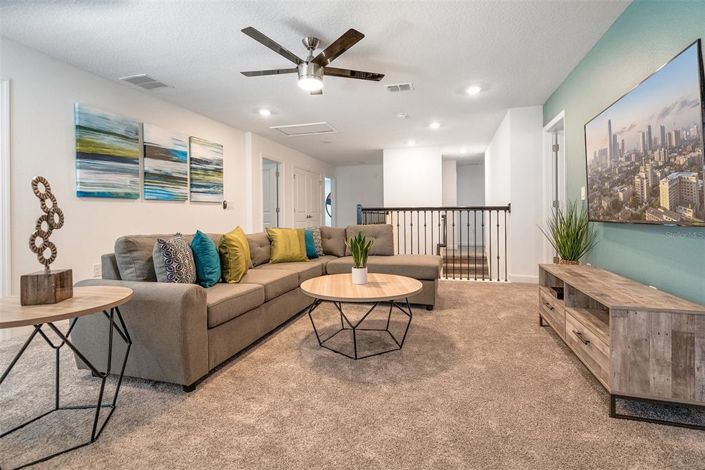 Image No.27-8 Bed Property for sale