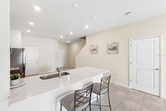 Image No.10-3 Bed Townhouse for sale