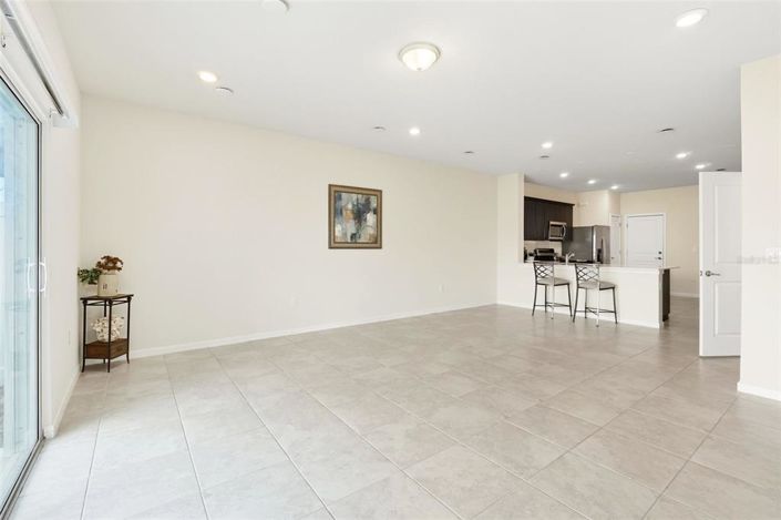 Image No.18-3 Bed Townhouse for sale