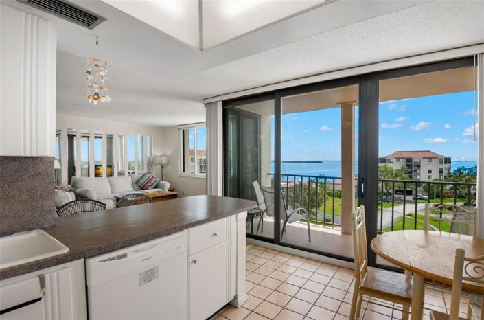 Image No.13-2 Bed Property for sale