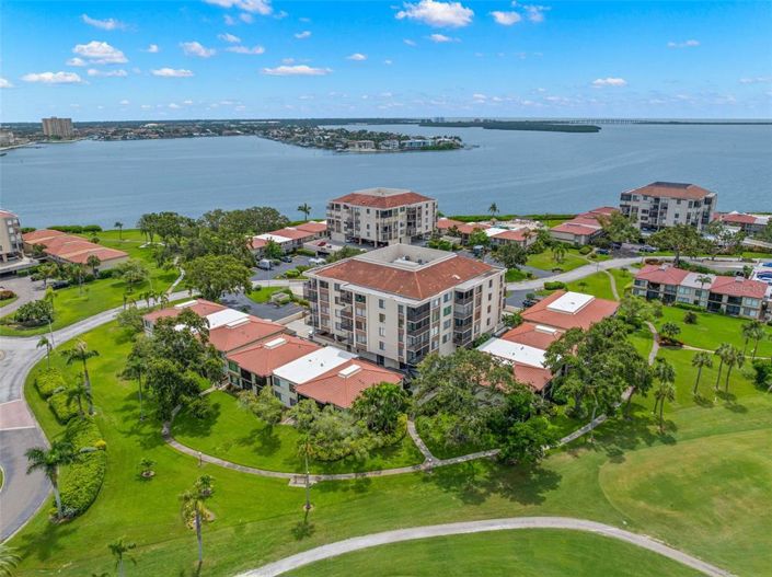 Image No.2-2 Bed Property for sale