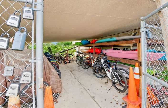 Image No.33-2 Bed Property for sale