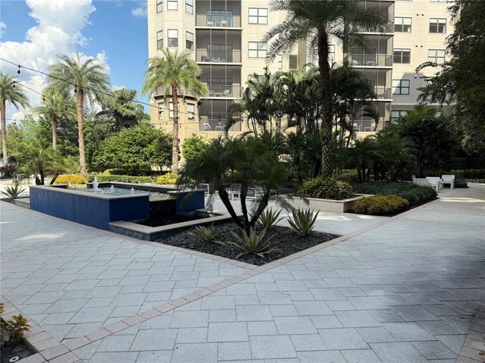 Image No.8-Propriété de 2 chambres à vendre à Winter Garden