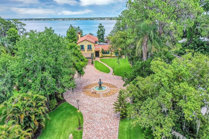 Image No.4-Propriété de 5 chambres à vendre à Orlando