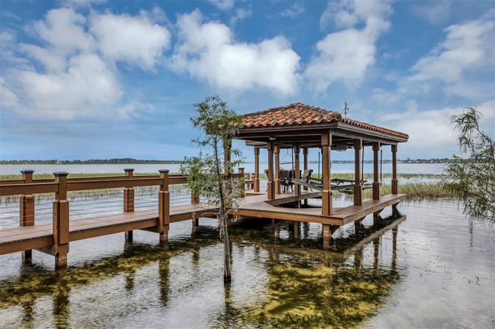 Image No.8-Propriété de 5 chambres à vendre à Orlando