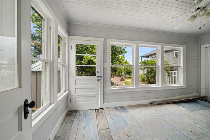 Image No.19-Propriété de 3 chambres à vendre à Treasure Island