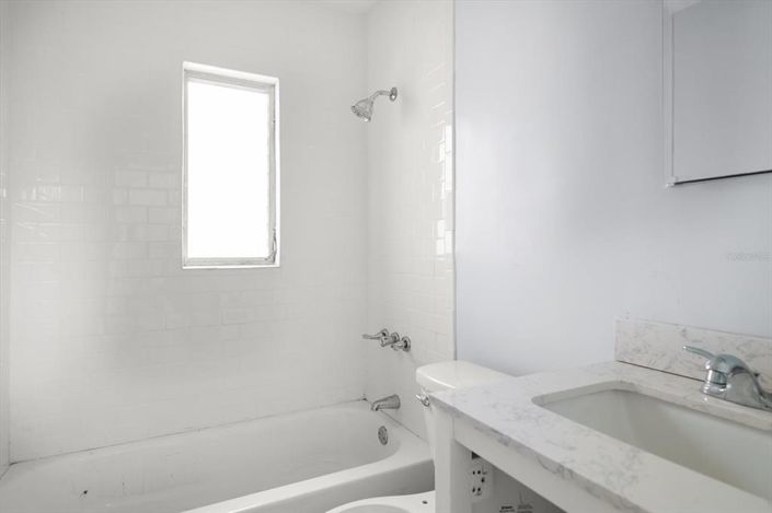 Image No.33-Propriété de 3 chambres à vendre à Treasure Island