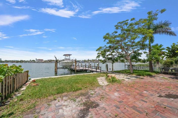 Image No.34-Propriété de 3 chambres à vendre à Treasure Island