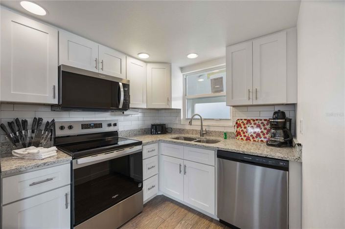 Image No.10-Propriété de 4 chambres à vendre à Sarasota