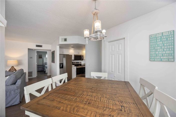 Image No.5-Propriété de 4 chambres à vendre à Sarasota