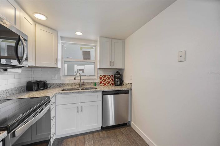 Image No.9-Propriété de 4 chambres à vendre à Sarasota