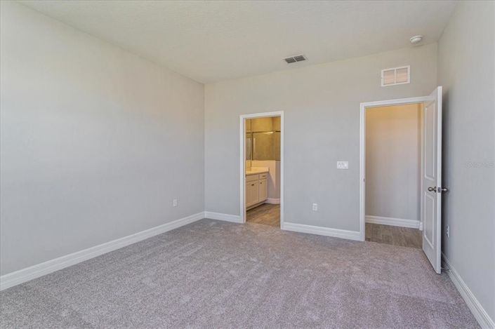 Image No.8-Propriété de 4 chambres à vendre à Haines City