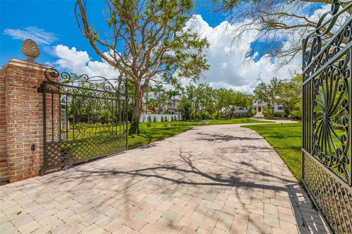 Image No.5-Propriété de 4 chambres à vendre à Sarasota