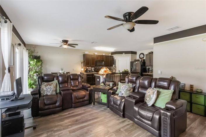 Image No.7-Propriété de 5 chambres à vendre à Davenport