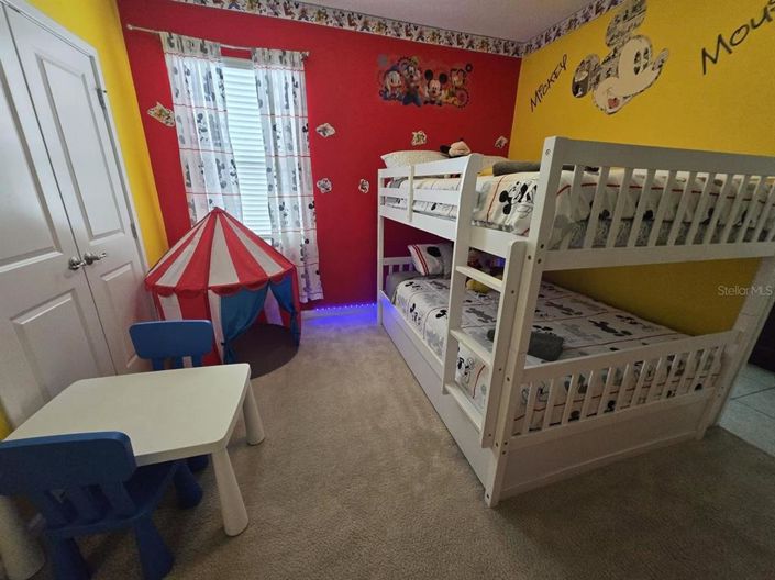 Image No.16-8 Bed Property for sale