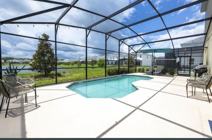 Image No.21-8 Bed Property for sale