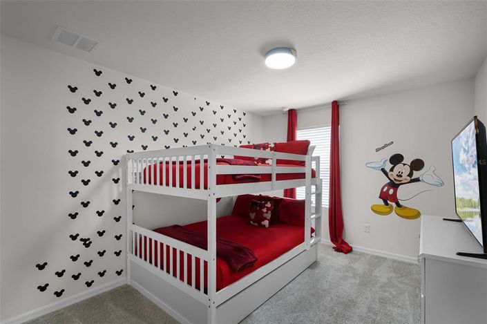 Image No.15-5 Bed Townhouse for sale