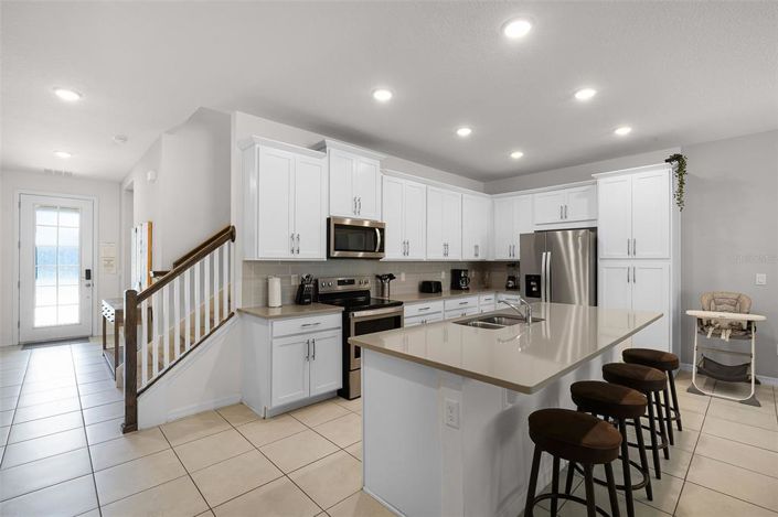 Image No.4-5 Bed Townhouse for sale