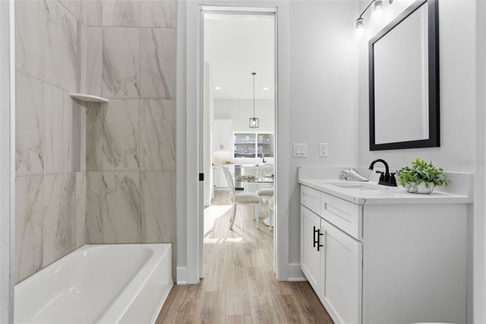 Image No.22-Maison de ville de 5 chambres à vendre à Treasure Island