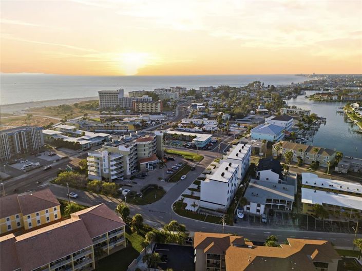 Image No.54-Maison de ville de 5 chambres à vendre à Treasure Island