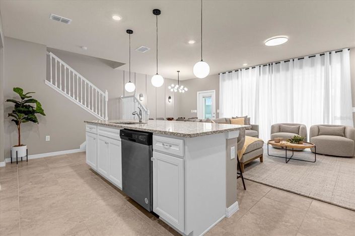 Image No.2-Maison de ville de 5 chambres à vendre à Davenport