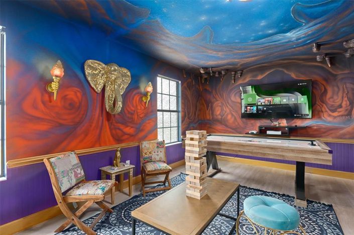 Image No.7-8 Bed Property for sale