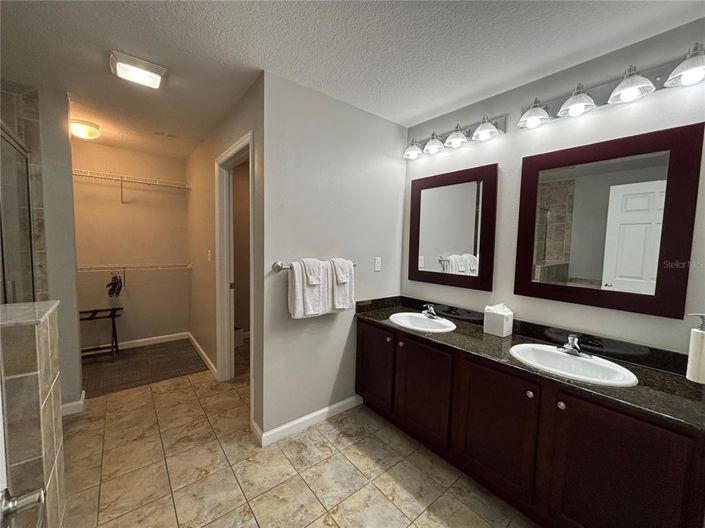 Image No.16-Propriété de 2 chambres à vendre à Winter Garden