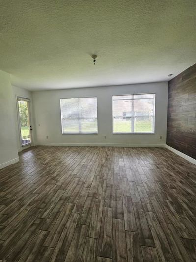 Image No.9-4 Bed Property for sale