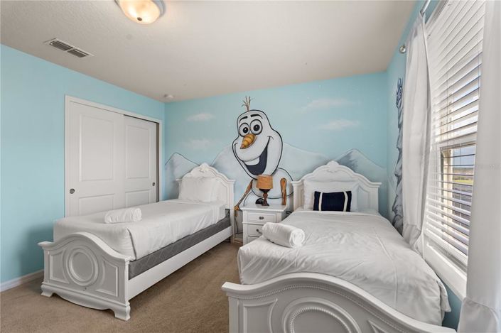 Image No.39-8 Bed Property for sale