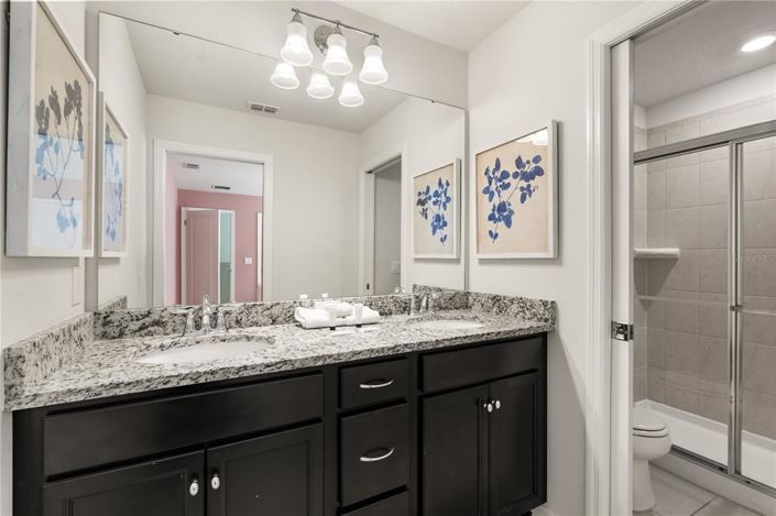 Image No.42-8 Bed Property for sale