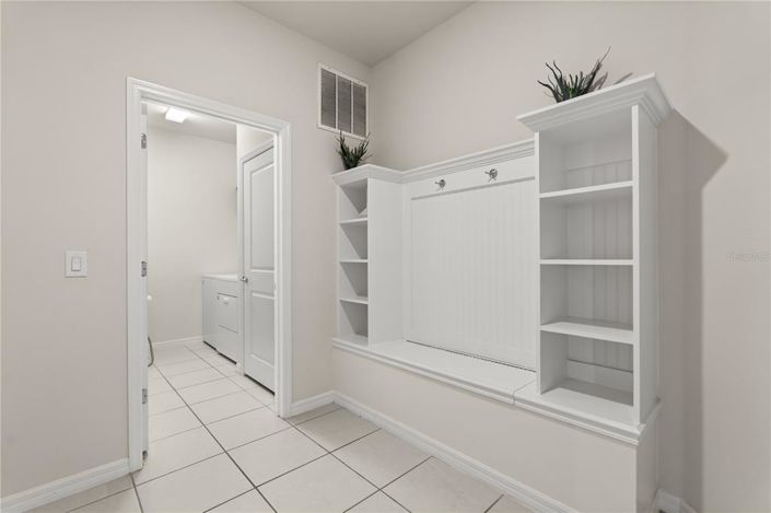 Image No.44-8 Bed Property for sale