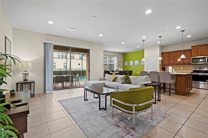 Image No.11-Propriété de 5 chambres à vendre à Kissimmee