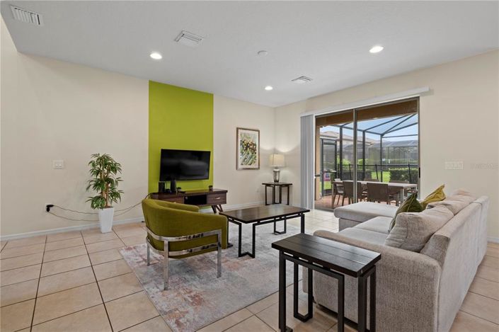 Image No.13-Propriété de 5 chambres à vendre à Kissimmee