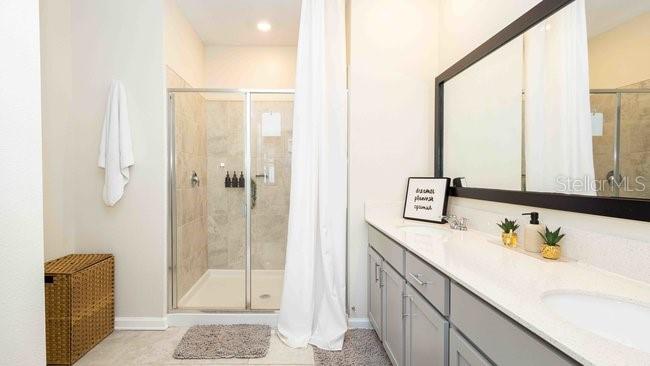 Image No.27-5 Bed Property for sale