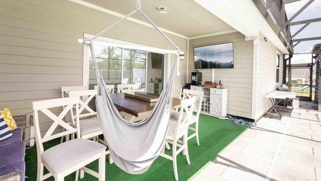 Image No.43-5 Bed Property for sale