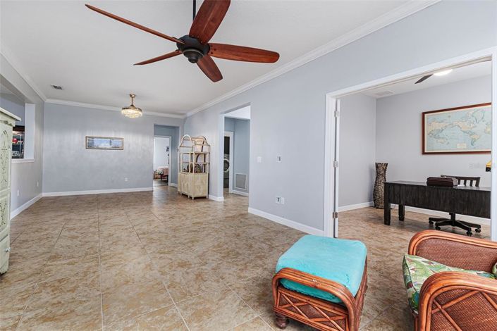 Image No.12-Propriété de 4 chambres à vendre à Davenport