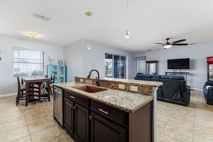 Image No.22-Propriété de 4 chambres à vendre à Davenport