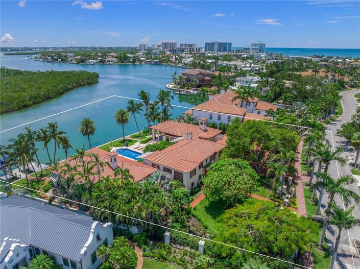 Image No.5-Propriété de 5 chambres à vendre à Sarasota