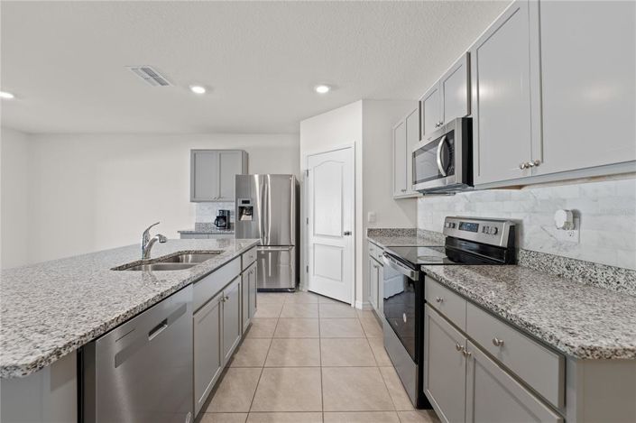 Image No.3-Propriété de 4 chambres à vendre à Haines City