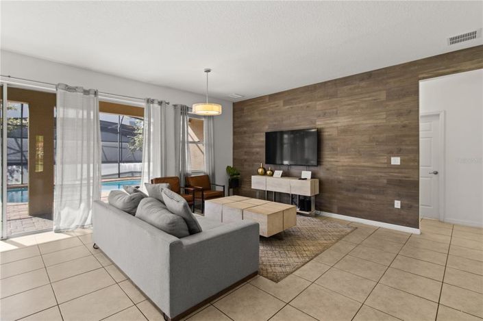 Image No.13-Propriété de 7 chambres à vendre à Kissimmee