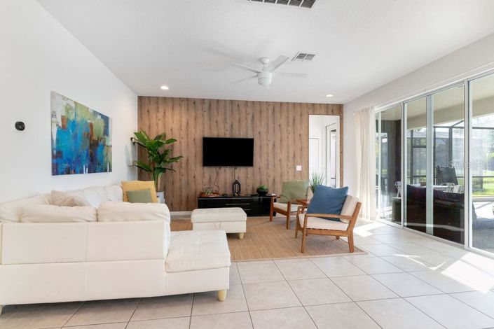 Image No.8-Propriété de 6 chambres à vendre à Kissimmee