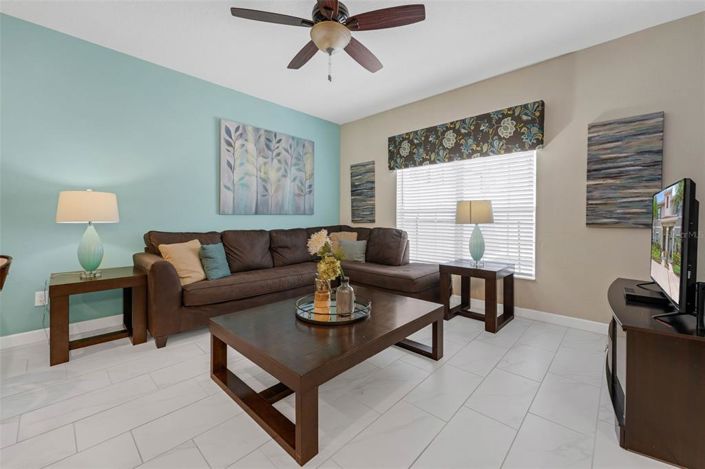 Image No.2-Maison de ville de 4 chambres à vendre à Kissimmee