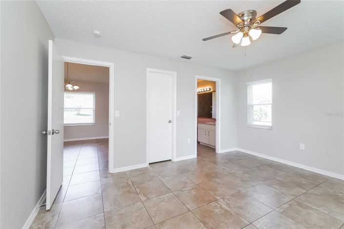 Image No.13-Propriété de 3 chambres à vendre à Davenport