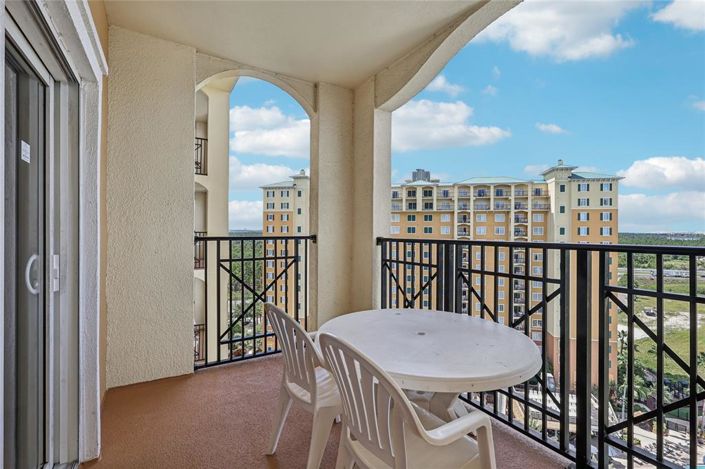 Image No.27-2 Bed Property for sale